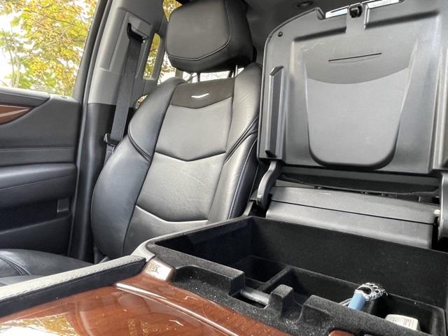 Used Cadillac Escalade Luxury 2019 | Blasius Federal Road. Brookfield, Connecticut Used Cadillac Escalade Luxury 2019 | Blasius Federal Road. Brookfield, Connecticut