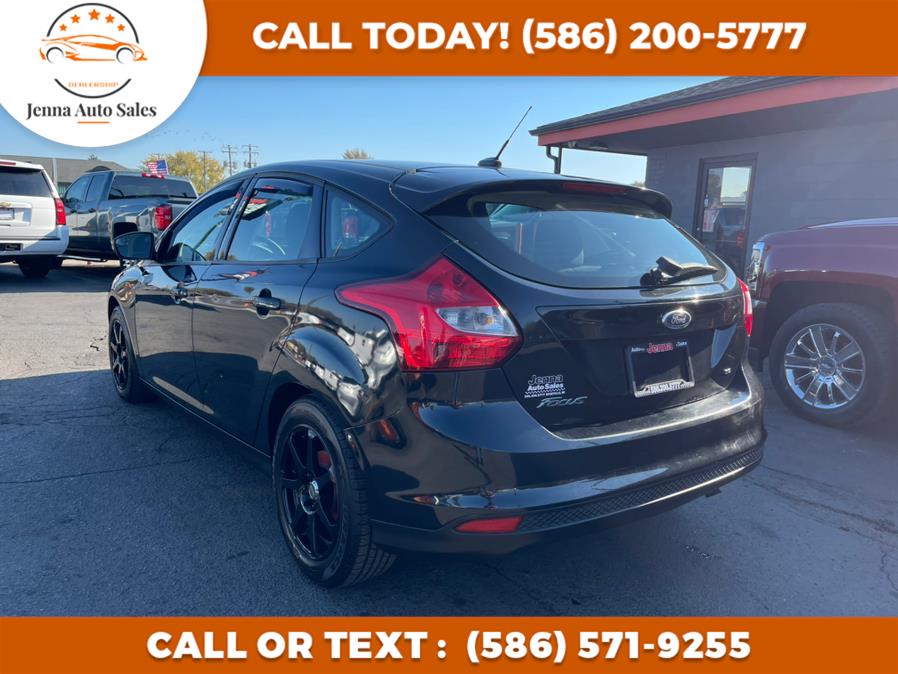 Used Ford Focus 5dr HB SE 2013 | Jenna Auto Sale Inc. Roseville, Michigan Used Ford Focus 5dr HB SE 2013 | Jenna Auto Sale Inc. Roseville, Michigan