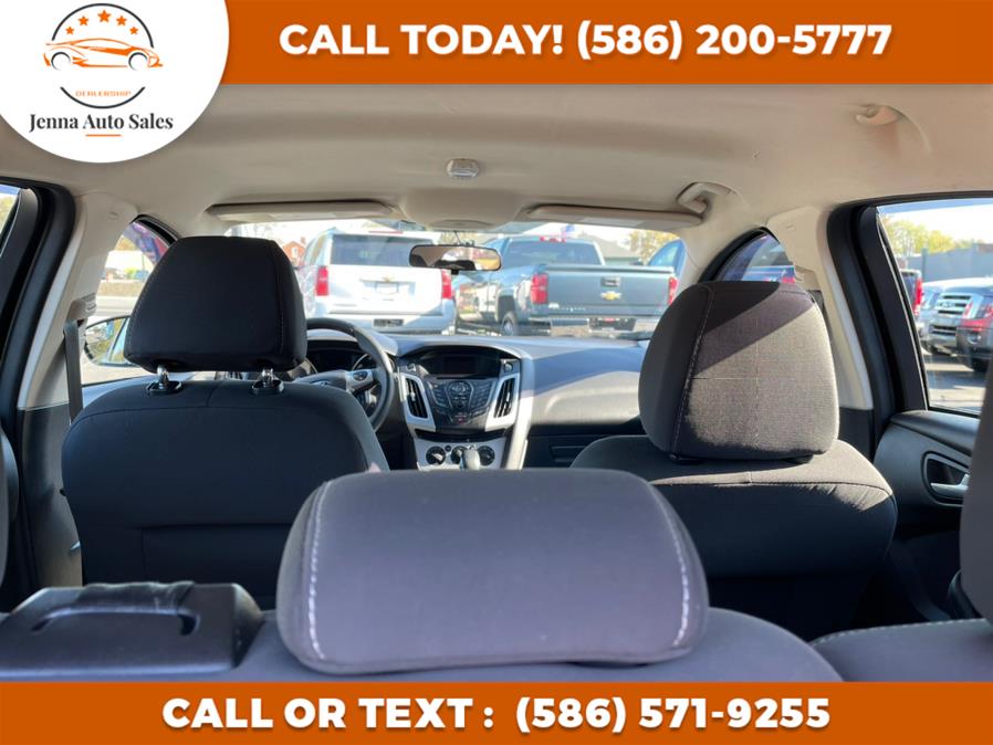Used Ford Focus 5dr HB SE 2013 | Jenna Auto Sale Inc. Roseville, Michigan Used Ford Focus 5dr HB SE 2013 | Jenna Auto Sale Inc. Roseville, Michigan