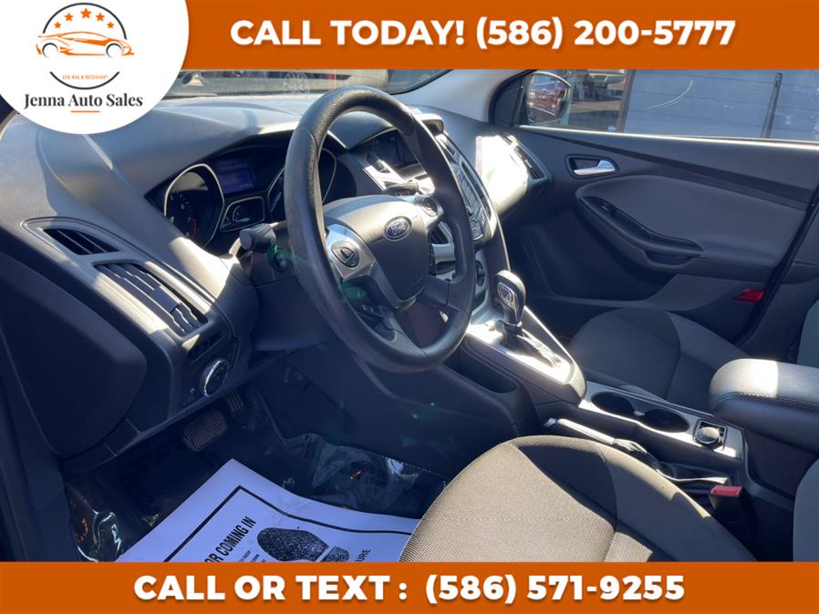 Used Ford Focus 5dr HB SE 2013 | Jenna Auto Sale Inc. Roseville, Michigan Used Ford Focus 5dr HB SE 2013 | Jenna Auto Sale Inc. Roseville, Michigan