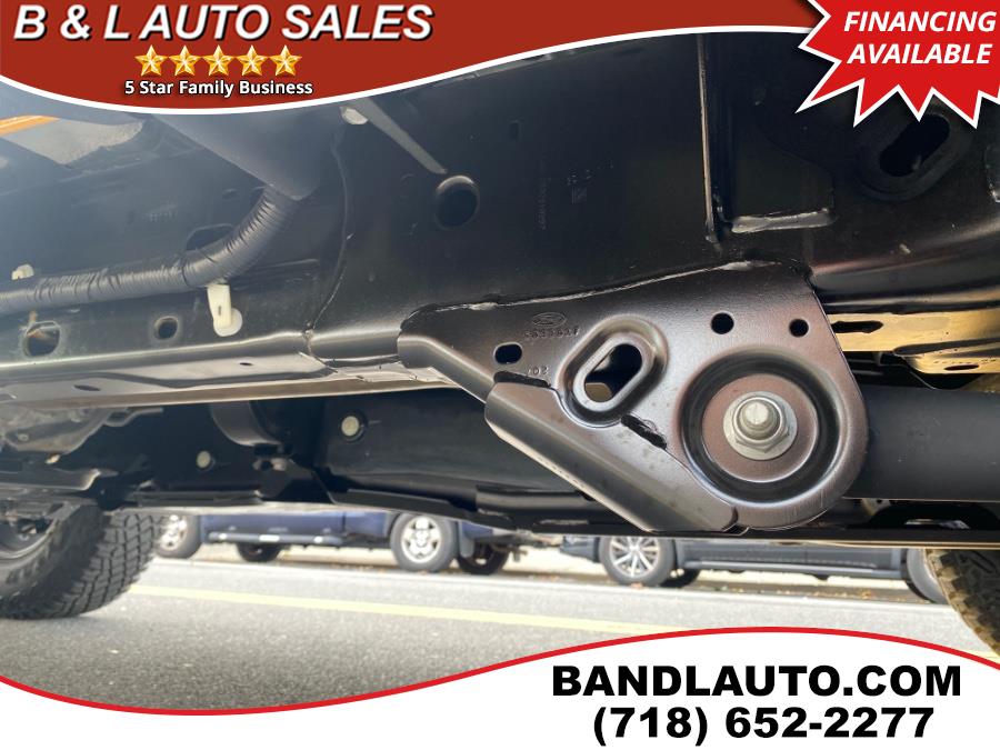Used Ford Bronco First Edition 4 Door Advanced Sasquatch 4x4 2021 | B & L Auto Sales LLC. Bronx, New York