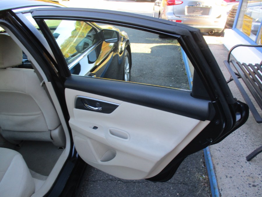 Used Nissan Altima S 2014 | Cos Central Auto. Meriden, Connecticut Used Nissan Altima S 2014 | Cos Central Auto. Meriden, Connecticut