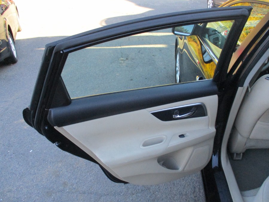 Used Nissan Altima S 2014 | Cos Central Auto. Meriden, Connecticut Used Nissan Altima S 2014 | Cos Central Auto. Meriden, Connecticut