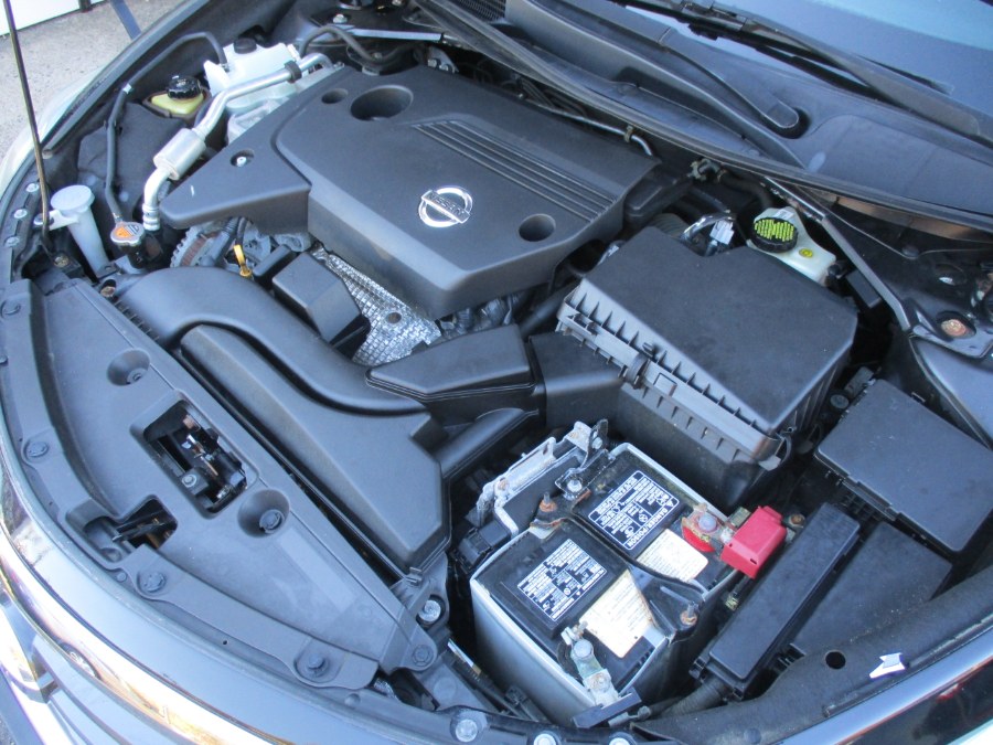 Used Nissan Altima S 2014 | Cos Central Auto. Meriden, Connecticut Used Nissan Altima S 2014 | Cos Central Auto. Meriden, Connecticut