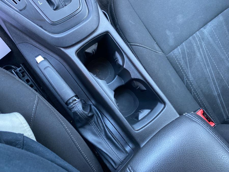 2016 Ford Focus 4dr Sdn SE, available for sale in Stamford, Connecticut | Harbor View Auto Sales LLC. Stamford, Connecticut 2016 Ford Focus 4dr Sdn SE, available for sale in Stamford, Connecticut | Harbor View Auto Sales LLC. Stamford, Connecticut