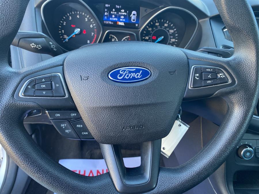 2016 Ford Focus 4dr Sdn SE, available for sale in Stamford, Connecticut | Harbor View Auto Sales LLC. Stamford, Connecticut 2016 Ford Focus 4dr Sdn SE, available for sale in Stamford, Connecticut | Harbor View Auto Sales LLC. Stamford, Connecticut