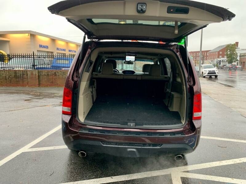 Used Honda Pilot 4WD 4dr Touring w/RES & Navi 2013 | Motorcars of Boston. Newton, Massachusetts Used Honda Pilot 4WD 4dr Touring w/RES & Navi 2013 | Motorcars of Boston. Newton, Massachusetts