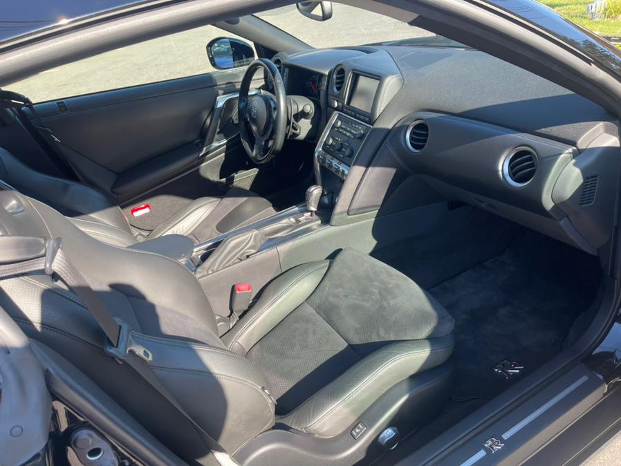 Used Nissan GT-R 2dr Cpe Premium 2010 | Mike And Tony Auto Sales, Inc. South Windsor, Connecticut Used Nissan GT-R 2dr Cpe Premium 2010 | Mike And Tony Auto Sales, Inc. South Windsor, Connecticut