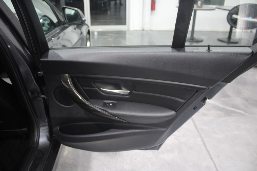 Used BMW 3 Series 4dr Sdn 320i xDrive AWD 2015 | Auto Gallery. Lodi, New Jersey Used BMW 3 Series 4dr Sdn 320i xDrive AWD 2015 | Auto Gallery. Lodi, New Jersey