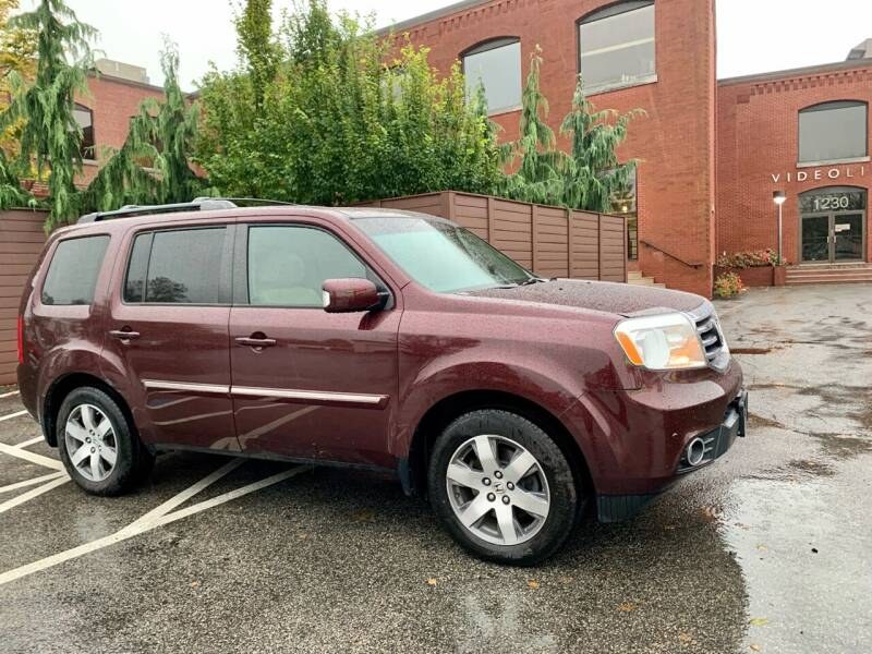 2013 Honda Pilot 4WD 4dr Touring w/RES & Navi, available for sale in Newton, Massachusetts | Cars of Boston. Newton, Massachusetts 2013 Honda Pilot 4WD 4dr Touring w/RES & Navi, available for sale in Newton, Massachusetts | Cars of Boston. Newton, Massachusetts