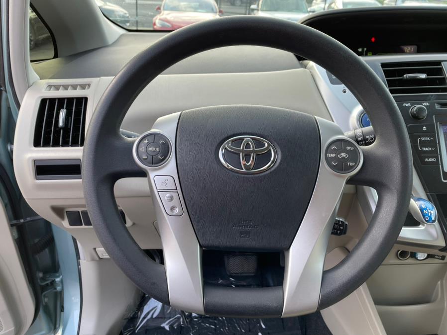 Used Toyota Prius V Three 2013 | Green Light Auto Wholesale. Daly City, California Used Toyota Prius V Three 2013 | Green Light Auto Wholesale. Daly City, California