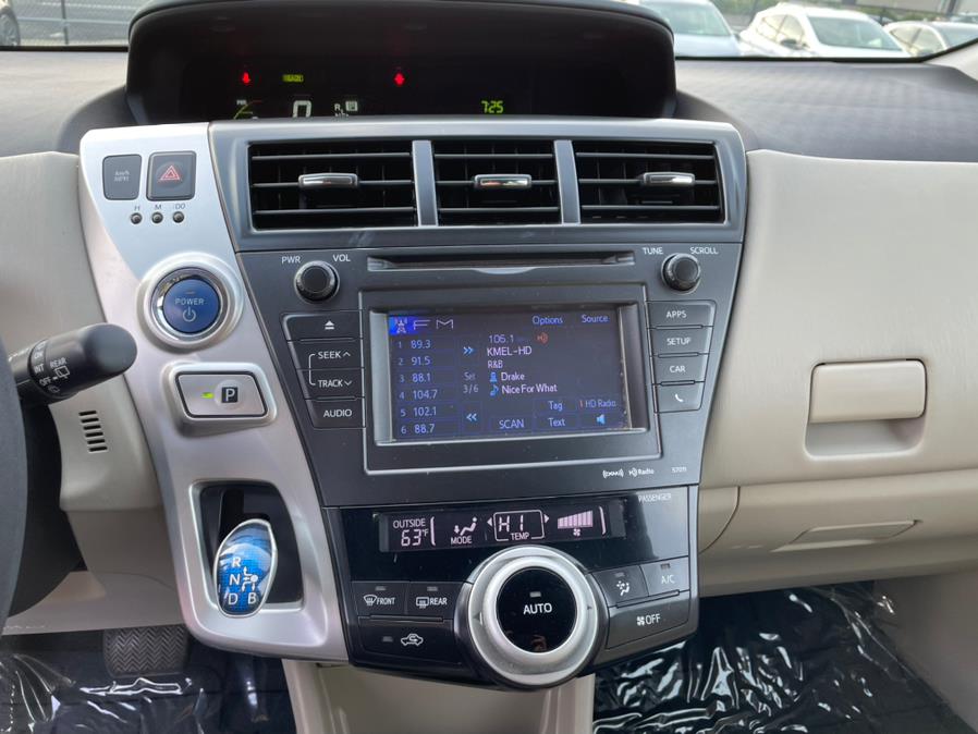 Used Toyota Prius V Three 2013 | Green Light Auto Wholesale. Daly City, California Used Toyota Prius V Three 2013 | Green Light Auto Wholesale. Daly City, California