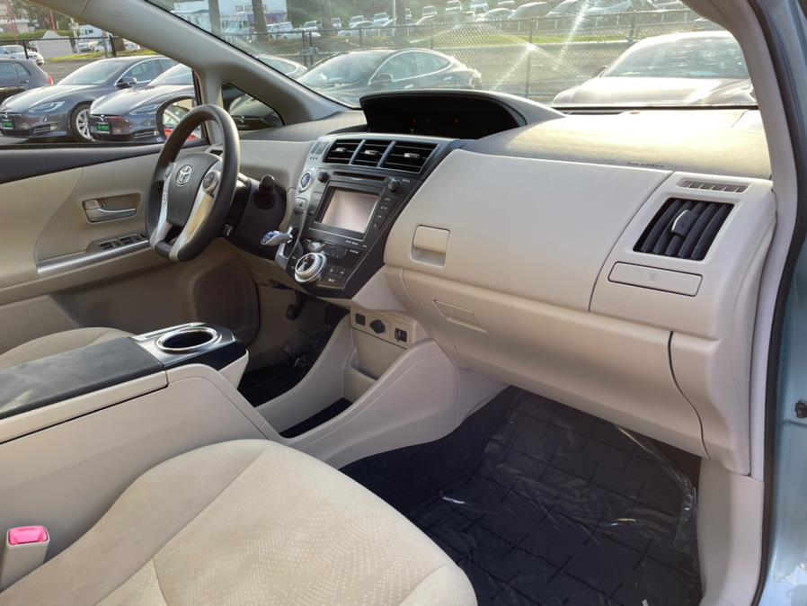 Used Toyota Prius V Three 2013 | Green Light Auto Wholesale. Daly City, California Used Toyota Prius V Three 2013 | Green Light Auto Wholesale. Daly City, California