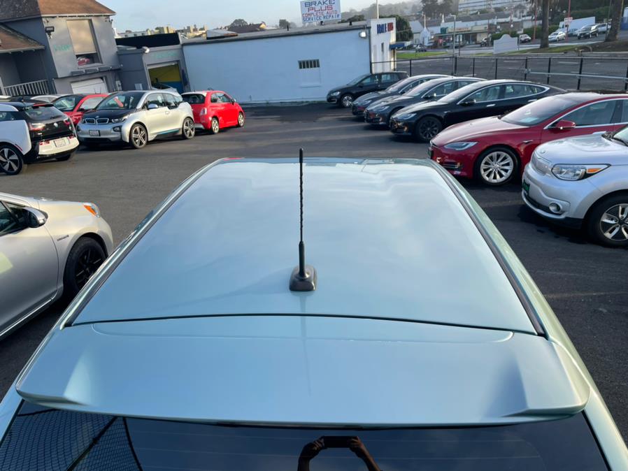 Used Toyota Prius V Three 2013 | Green Light Auto Wholesale. Daly City, California Used Toyota Prius V Three 2013 | Green Light Auto Wholesale. Daly City, California