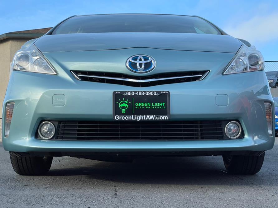 Used Toyota Prius V Three 2013 | Green Light Auto Wholesale. Daly City, California Used Toyota Prius V Three 2013 | Green Light Auto Wholesale. Daly City, California