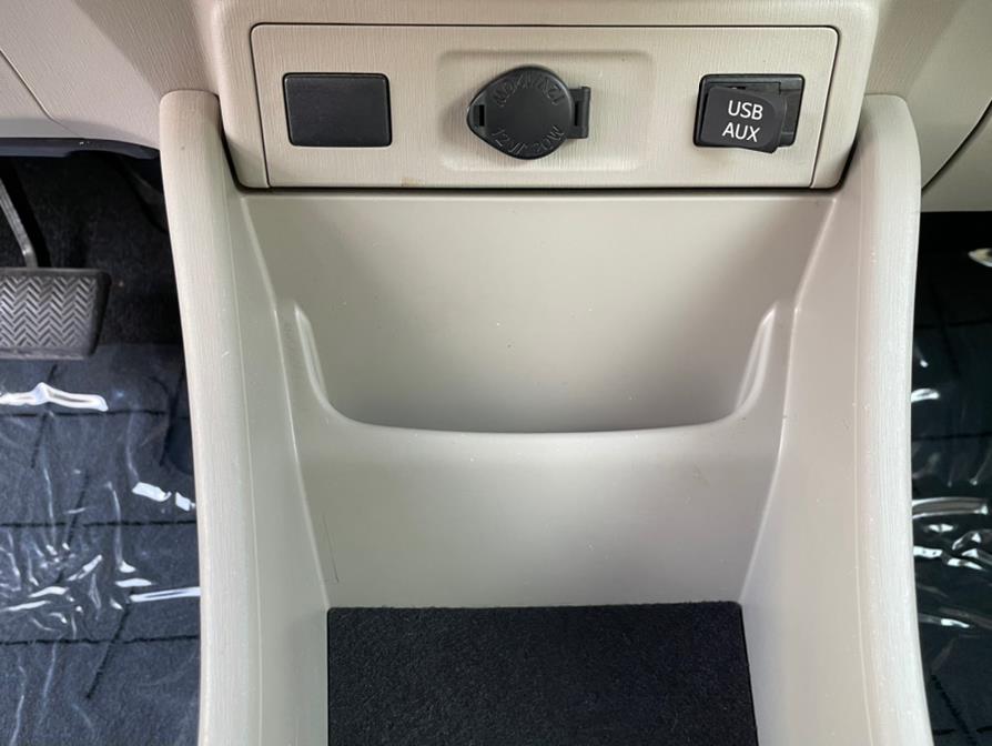 Used Toyota Prius V Three 2013 | Green Light Auto Wholesale. Daly City, California Used Toyota Prius V Three 2013 | Green Light Auto Wholesale. Daly City, California