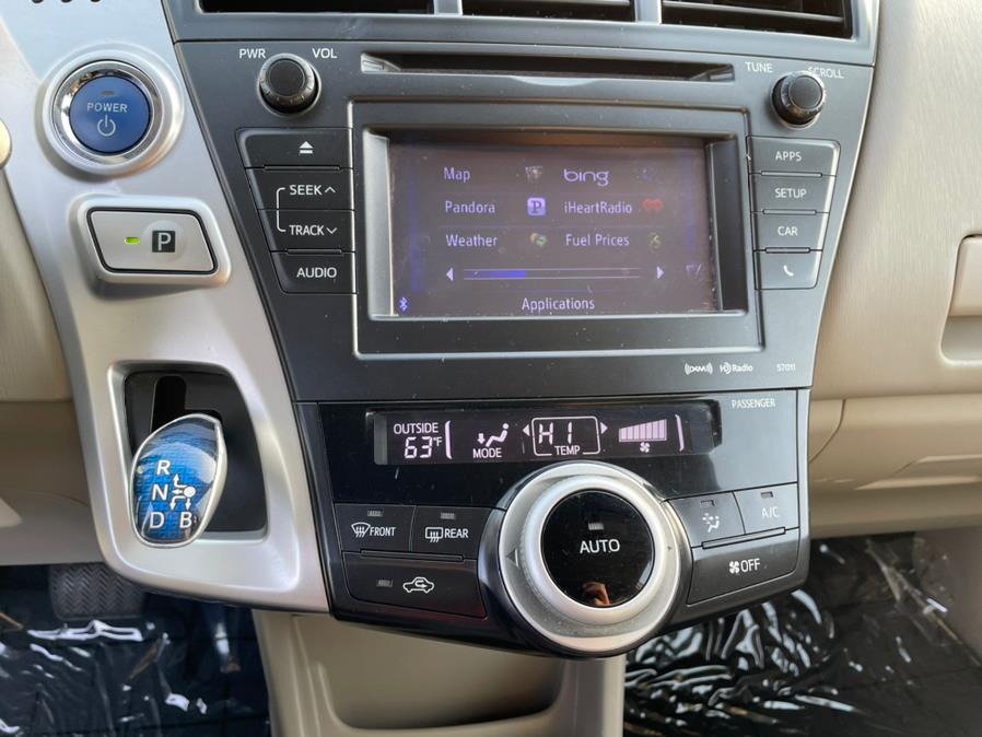 Used Toyota Prius V Three 2013 | Green Light Auto Wholesale. Daly City, California Used Toyota Prius V Three 2013 | Green Light Auto Wholesale. Daly City, California