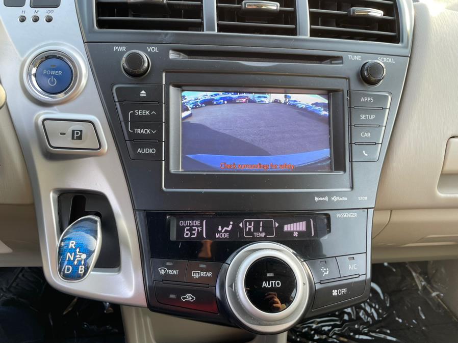 Used Toyota Prius V Three 2013 | Green Light Auto Wholesale. Daly City, California Used Toyota Prius V Three 2013 | Green Light Auto Wholesale. Daly City, California