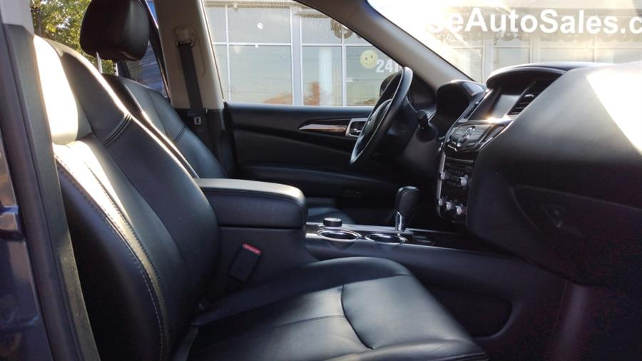 2013 Nissan Pathfinder 4WD 4dr SL, available for sale in Elmont, New York | Sunrise of Elmont. Elmont, New York 2013 Nissan Pathfinder 4WD 4dr SL, available for sale in Elmont, New York | Sunrise of Elmont. Elmont, New York