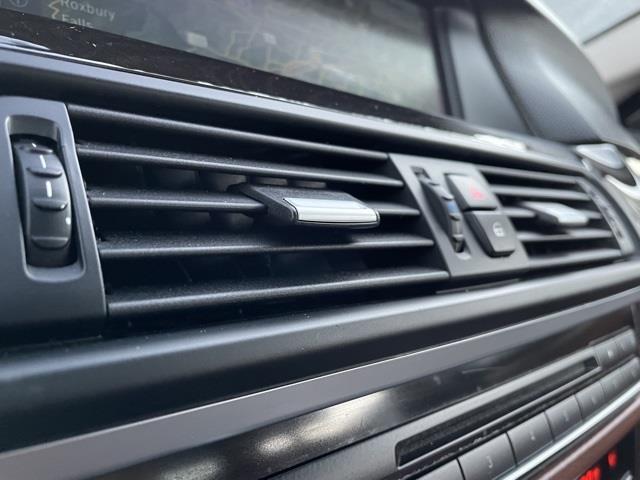 Used BMW 5 Series 528i xDrive 2013 | Blasius Federal Road. Brookfield, Connecticut Used BMW 5 Series 528i xDrive 2013 | Blasius Federal Road. Brookfield, Connecticut