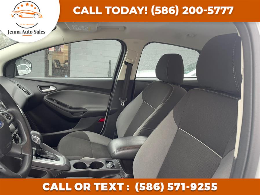Used Ford Focus 4dr Sdn SE 2014 | Jenna Auto Sale Inc. Roseville, Michigan Used Ford Focus 4dr Sdn SE 2014 | Jenna Auto Sale Inc. Roseville, Michigan