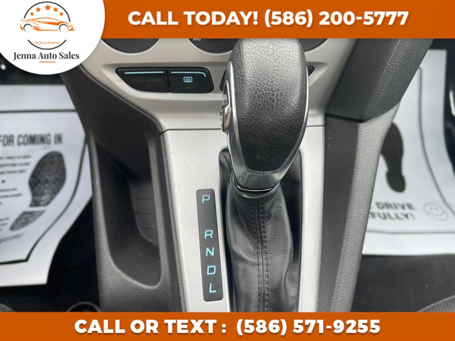 Used Ford Focus 4dr Sdn SE 2014 | Jenna Auto Sale Inc. Roseville, Michigan Used Ford Focus 4dr Sdn SE 2014 | Jenna Auto Sale Inc. Roseville, Michigan