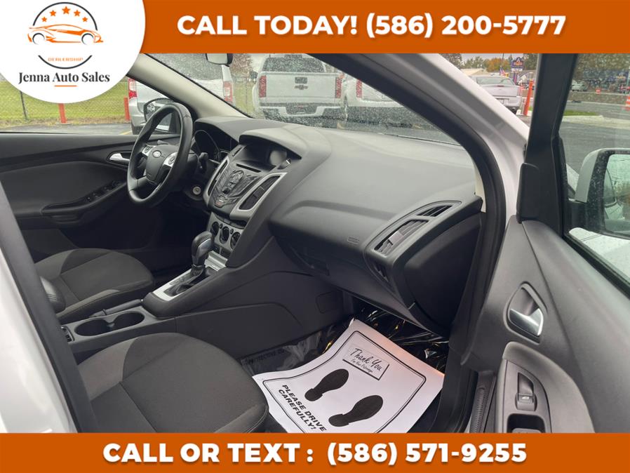 Used Ford Focus 4dr Sdn SE 2014 | Jenna Auto Sale Inc. Roseville, Michigan Used Ford Focus 4dr Sdn SE 2014 | Jenna Auto Sale Inc. Roseville, Michigan