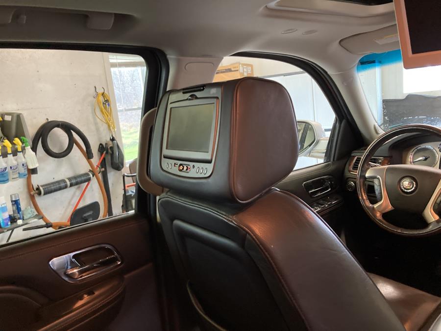 Used Cadillac Escalade AWD 4dr Platinum 2014 | Maine Central Motors. Pittsfield, Maine Used Cadillac Escalade AWD 4dr Platinum 2014 | Maine Central Motors. Pittsfield, Maine