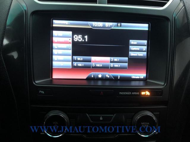 Used Ford Explorer 4WD 4dr XLT 2016 | J&M Automotive Sls&Svc LLC. Naugatuck, Connecticut Used Ford Explorer 4WD 4dr XLT 2016 | J&M Automotive Sls&Svc LLC. Naugatuck, Connecticut