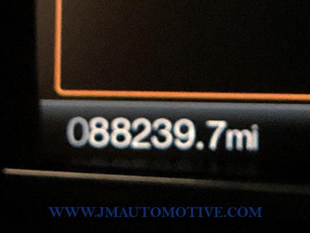 Used Ford Explorer 4WD 4dr XLT 2016 | J&M Automotive Sls&Svc LLC. Naugatuck, Connecticut Used Ford Explorer 4WD 4dr XLT 2016 | J&M Automotive Sls&Svc LLC. Naugatuck, Connecticut