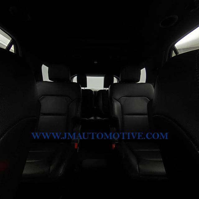 Used Ford Explorer 4WD 4dr XLT 2016 | J&M Automotive Sls&Svc LLC. Naugatuck, Connecticut Used Ford Explorer 4WD 4dr XLT 2016 | J&M Automotive Sls&Svc LLC. Naugatuck, Connecticut
