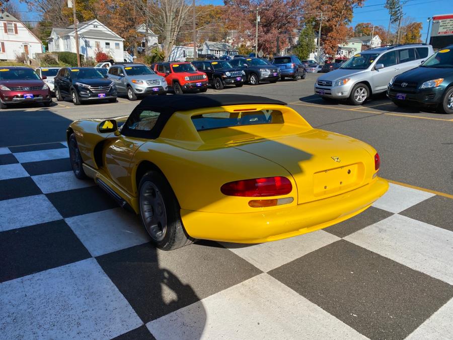 Used Dodge Viper RT/10 1995 | National Auto Brokers, Inc.. Waterbury, Connecticut Used Dodge Viper RT/10 1995 | National Auto Brokers, Inc.. Waterbury, Connecticut