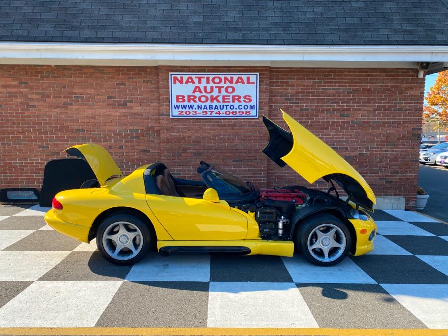 Used Dodge Viper RT/10 1995 | National Auto Brokers, Inc.. Waterbury, Connecticut Used Dodge Viper RT/10 1995 | National Auto Brokers, Inc.. Waterbury, Connecticut
