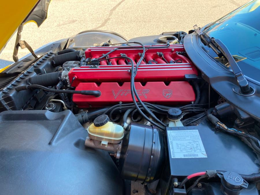 Used Dodge Viper RT/10 1995 | National Auto Brokers, Inc.. Waterbury, Connecticut Used Dodge Viper RT/10 1995 | National Auto Brokers, Inc.. Waterbury, Connecticut