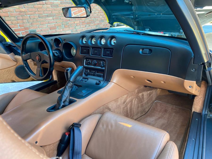 Used Dodge Viper RT/10 1995 | National Auto Brokers, Inc.. Waterbury, Connecticut Used Dodge Viper RT/10 1995 | National Auto Brokers, Inc.. Waterbury, Connecticut