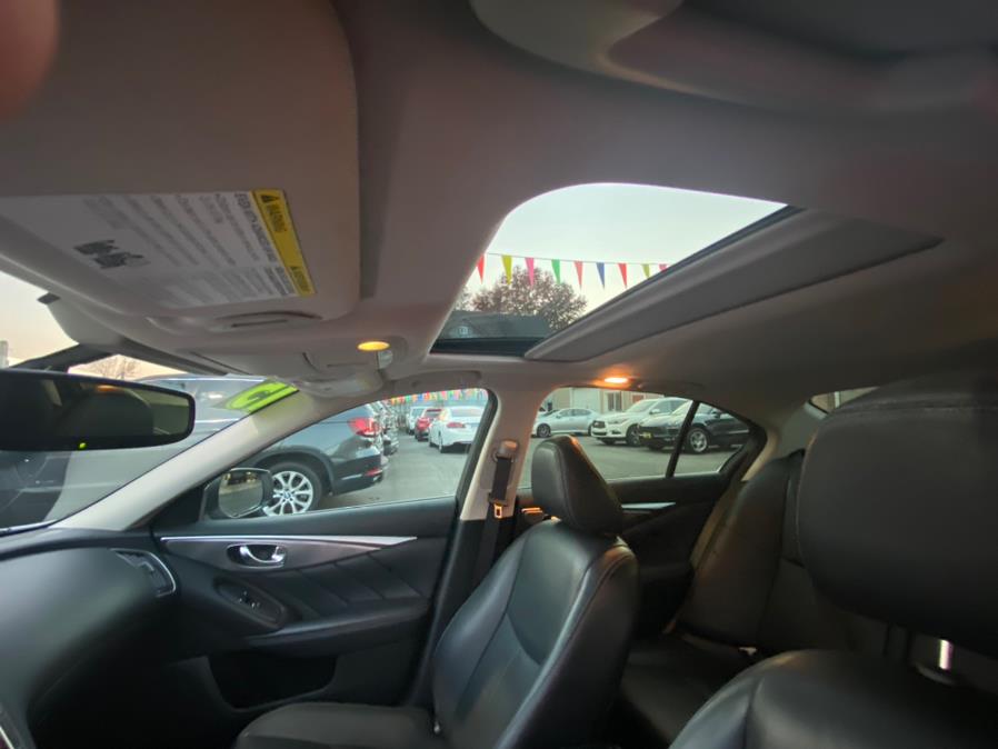 Used INFINITI Q50 4dr Sdn Premium AWD 2015 | VEB Auto Sales. Hartford, Connecticut Used INFINITI Q50 4dr Sdn Premium AWD 2015 | VEB Auto Sales. Hartford, Connecticut
