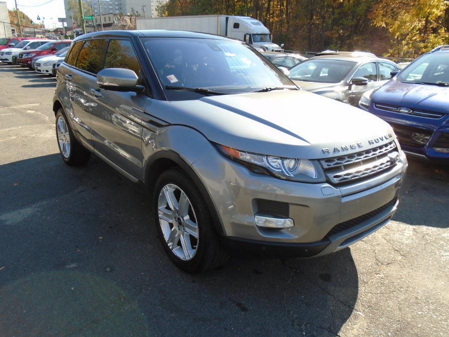 2013 Land Rover Range Rover Evoque 5dr HB Pure Premium, available for sale in Waterbury, Connecticut | Jim Juliani Motors. Waterbury, Connecticut