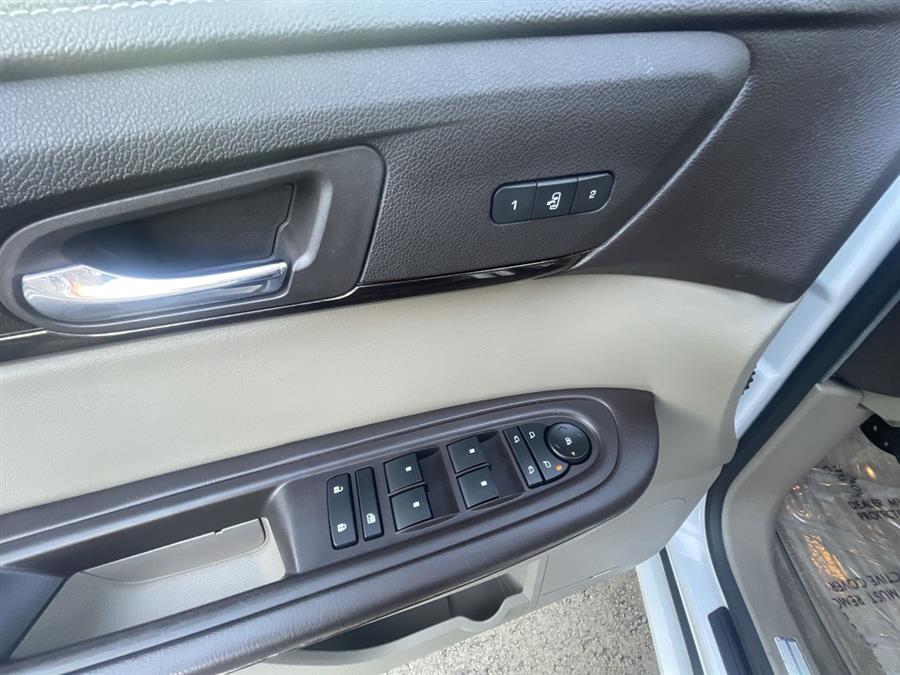 Used GMC Acadia AWD 4dr Denali 2016 | Wiz Sports and Imports. Milford, Connecticut Used GMC Acadia AWD 4dr Denali 2016 | Wiz Sports and Imports. Milford, Connecticut