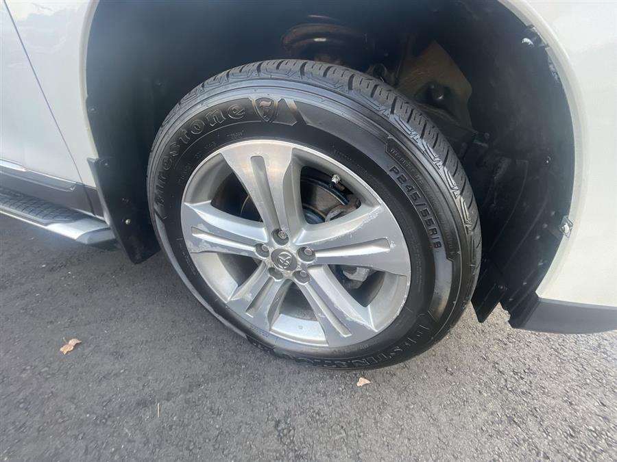 2013 Toyota Highlander 4WD 4dr V6 Limited (Natl), available for sale in Stratford, Connecticut | Wiz Leasing Inc. Stratford, Connecticut 2013 Toyota Highlander 4WD 4dr V6 Limited (Natl), available for sale in Stratford, Connecticut | Wiz Leasing Inc. Stratford, Connecticut