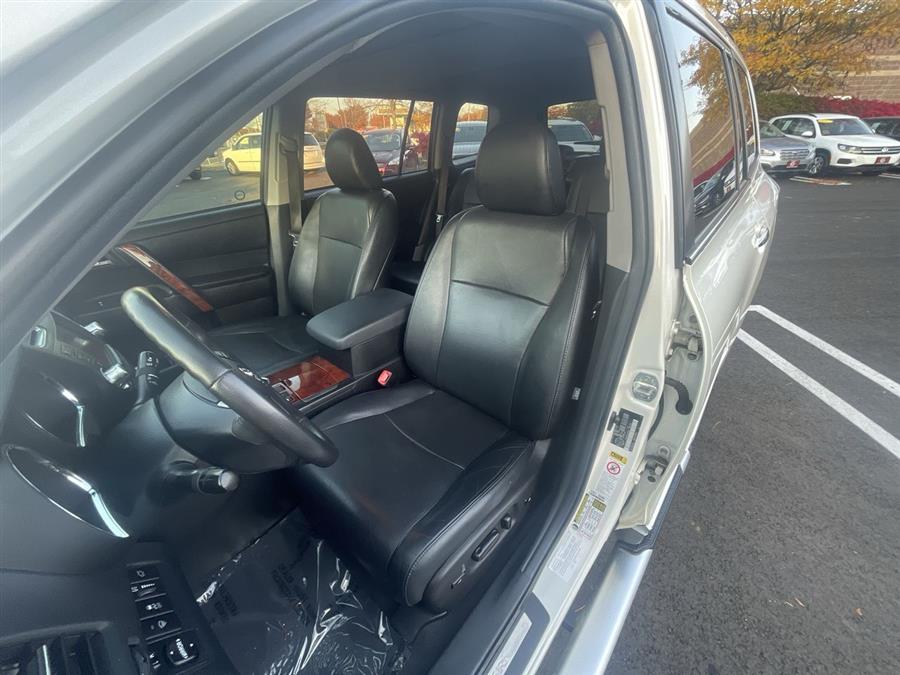 2013 Toyota Highlander 4WD 4dr V6 Limited (Natl), available for sale in Stratford, Connecticut | Wiz Leasing Inc. Stratford, Connecticut 2013 Toyota Highlander 4WD 4dr V6 Limited (Natl), available for sale in Stratford, Connecticut | Wiz Leasing Inc. Stratford, Connecticut