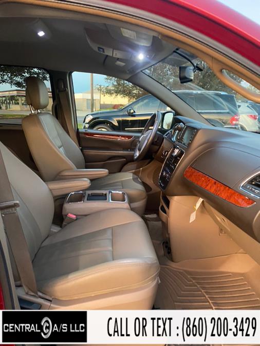 Used Chrysler Town & Country 4dr Wgn Touring 2015 | Central A/S LLC. East Windsor, Connecticut Used Chrysler Town & Country 4dr Wgn Touring 2015 | Central A/S LLC. East Windsor, Connecticut