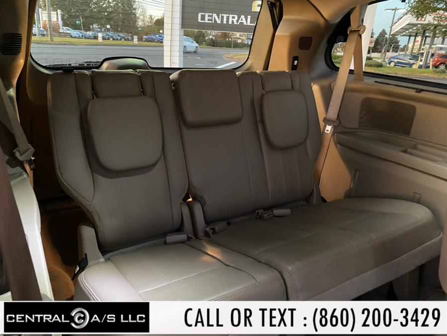 Used Chrysler Town & Country 4dr Wgn Touring 2015 | Central A/S LLC. East Windsor, Connecticut Used Chrysler Town & Country 4dr Wgn Touring 2015 | Central A/S LLC. East Windsor, Connecticut