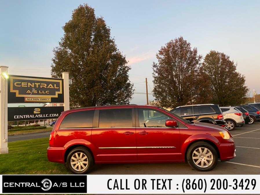 Used Chrysler Town & Country 4dr Wgn Touring 2015 | Central A/S LLC. East Windsor, Connecticut Used Chrysler Town & Country 4dr Wgn Touring 2015 | Central A/S LLC. East Windsor, Connecticut
