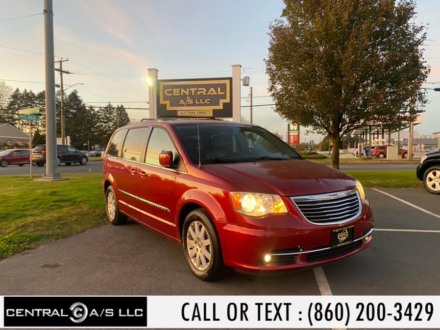 2015 Chrysler Town & Country 4dr Wgn Touring, available for sale in East Windsor, Connecticut | Central A/S LLC. East Windsor, Connecticut