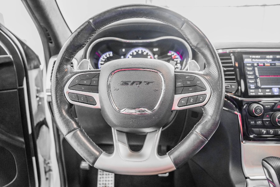 Used Jeep Grand Cherokee SRT 4x4 2019 | 26 Motors Corp. Bronx, New York Used Jeep Grand Cherokee SRT 4x4 2019 | 26 Motors Corp. Bronx, New York