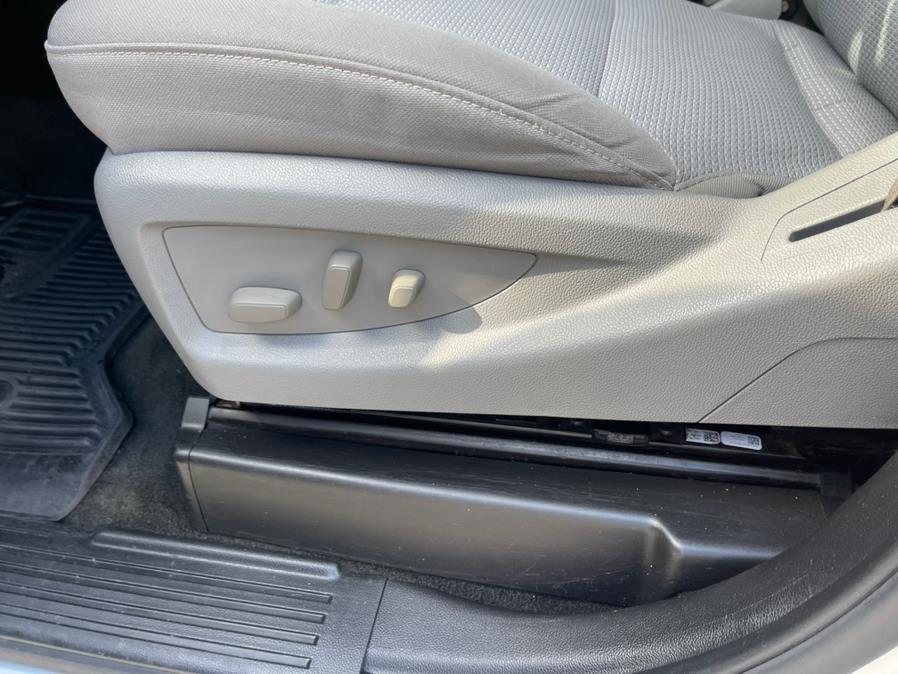 Used Chevrolet Silverado 2500HD Built After Aug 14 4WD Double Cab 144.2" LT 2015 | Mike And Tony Auto Sales, Inc. South Windsor, Connecticut Used Chevrolet Silverado 2500HD Built After Aug 14 4WD Double Cab 144.2" LT 2015 | Mike And Tony Auto Sales, Inc. South Windsor, Connecticut