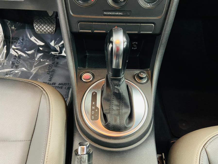 Used Volkswagen Beetle Coupe 2dr Auto 2.5L w/Sun PZEV 2013 | East Coast Auto Group. Linden, New Jersey Used Volkswagen Beetle Coupe 2dr Auto 2.5L w/Sun PZEV 2013 | East Coast Auto Group. Linden, New Jersey