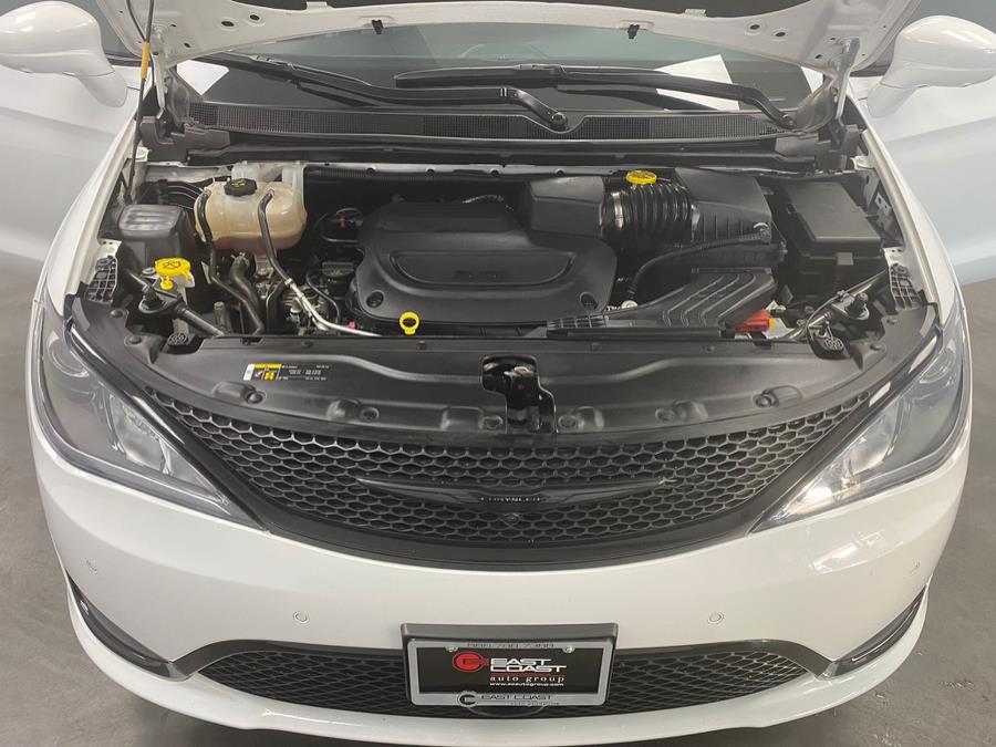 2020 Chrysler Pacifica Touring L FWD, available for sale in Linden, New Jersey | East Coast Auto Group. Linden, New Jersey 2020 Chrysler Pacifica Touring L FWD, available for sale in Linden, New Jersey | East Coast Auto Group. Linden, New Jersey