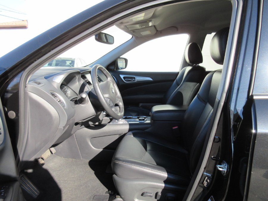 2020 Nissan Pathfinder 4x4 SL, available for sale in Linden, New Jersey | Route 27 Auto Mall. Linden, New Jersey 2020 Nissan Pathfinder 4x4 SL, available for sale in Linden, New Jersey | Route 27 Auto Mall. Linden, New Jersey
