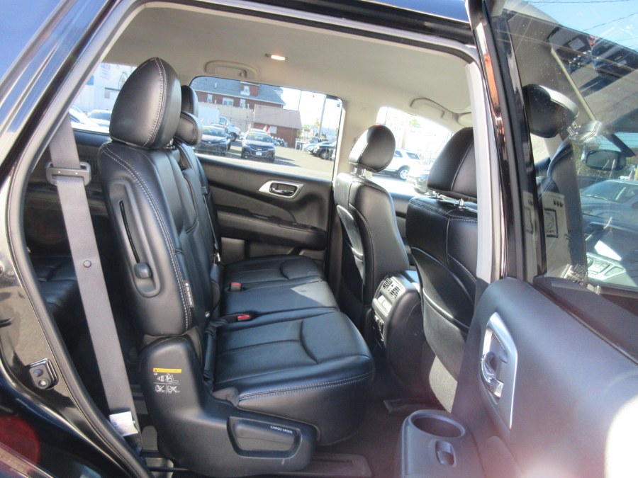 2020 Nissan Pathfinder 4x4 SL, available for sale in Linden, New Jersey | Route 27 Auto Mall. Linden, New Jersey 2020 Nissan Pathfinder 4x4 SL, available for sale in Linden, New Jersey | Route 27 Auto Mall. Linden, New Jersey